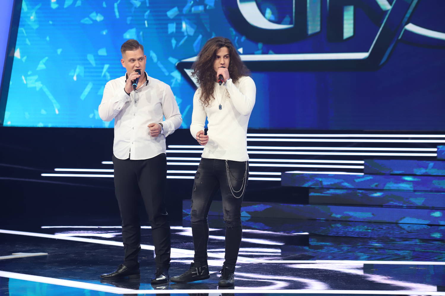 Do sada NEVIĐEN DUEL, žiri JEDNOGLASAN: ''Ovo su ZVEZDE GRANDA, Saša REAGUJ'' 2 d7ea94c52847ea8ffb8c20368cdb576e8e461dd3