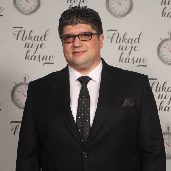 Igor Angelov 1 d8023c4e7ae5985702cc5215f0c97dc06a56a87b
