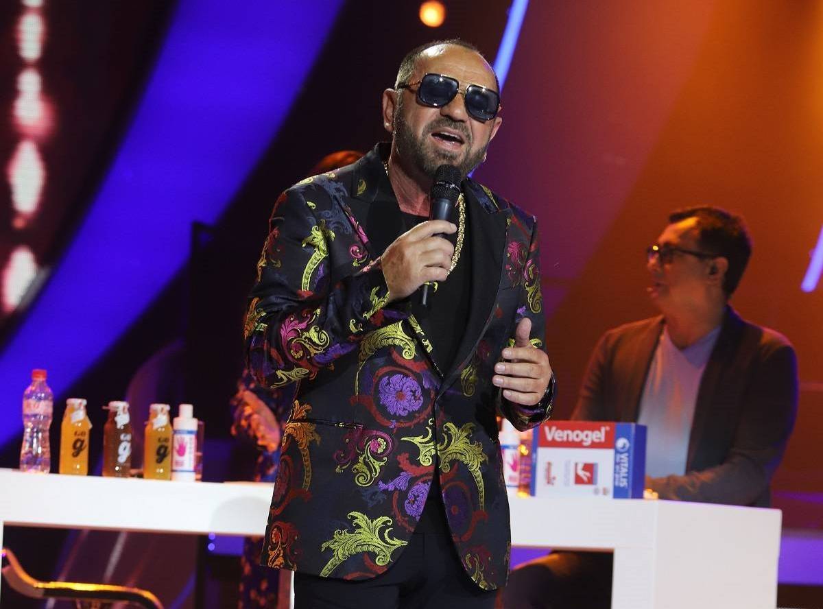 Mile Kitić otkrio PRAVU ISTINU O SVOJIM LJUBAVNICAMA i odnosu sa Martom: "Malo sam ČUDAN ČOVEK" 3 d8febaa87d8747d8b97392c71205c457a1b85d2a