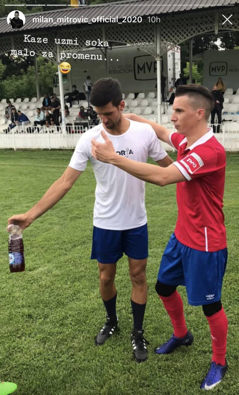 OSTVARIO SAN Milan Mitrović zapevao sa Novakom Đokovićem posle utakmice (VIDEO) 2 d9ef9fb539b329aac1af77c96f375748600aba31