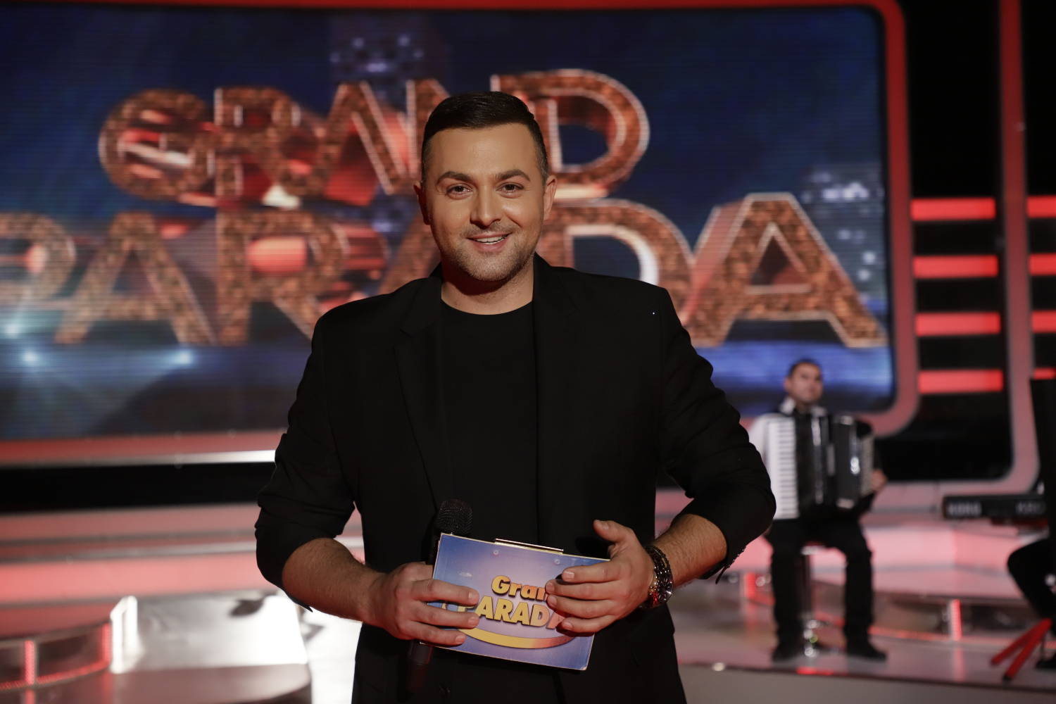 GRAND PARADA i večeras donosi samo najlepše note! 2 df36dd0f732c9b1942663d196f4c6d6b76d2440c