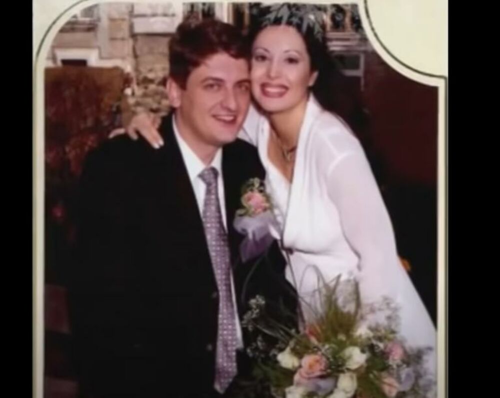 Dragana i Toni danas slave godišnjicu braka, a ovako su izgledali na venčanju! (FOTO) 5 dragana printscreen