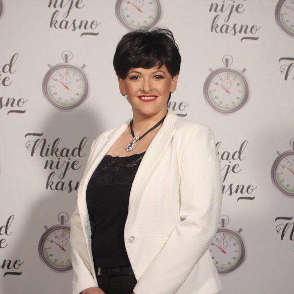 Dragana Stamenković Brena 1 e57d6e41badba32762b8da403a927d47b51c9ada