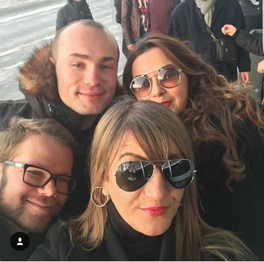 OPA: Evo sa kim je Dragana Katić odlučila da provede svoj odmor (FOTO) 2 e7f13a220d1a6e484dfed36384d2870f31392e75