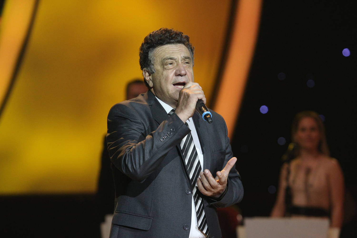 UŽIVO FINALE NIKAD NIJE KASNO: Ko će odneti pobedu? (FOTO) 3 ee19d29e036bf627c42934e6404fa139d226ccd2