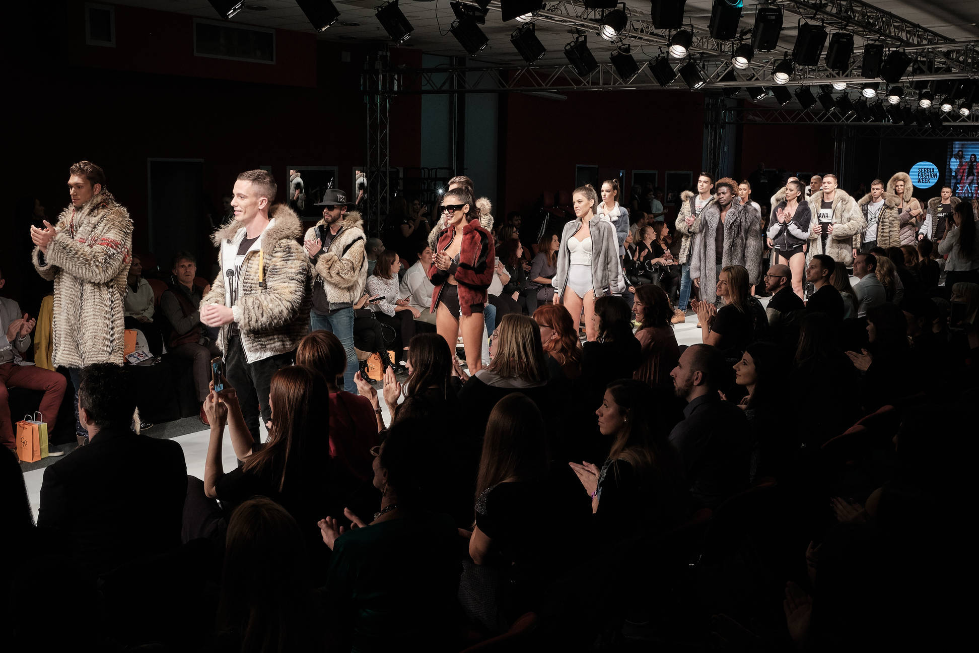 Internacionalna raskoš na otvaranju 13. “Serbia Fashion Week-a!” 2 ee6f2b4ff7ea12429d6e80170ebc298a050dad2b