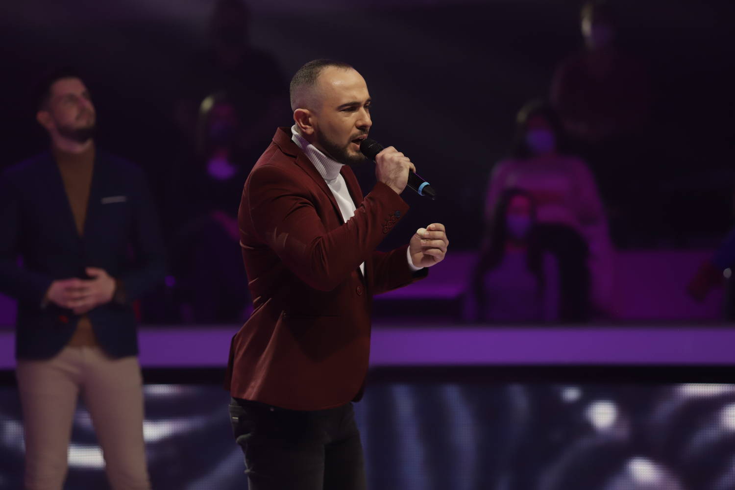 Đorđa nazvala LUDIM, a Bosanca FLEGMOM: Šta je bolje za jednog kandidata? 2 ef22c25f9d64cbc1216ef39d4ae6e4912f5b1a6e