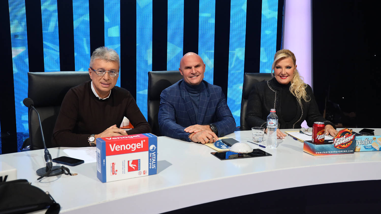 OVO JE BILO VEČE SJAJNIH TAKMIČARA: Žiri se grabio za kandidate! (VIDEO) 7 ef9f097bc05bb75c2cd5687efde025a0cecbfa5d