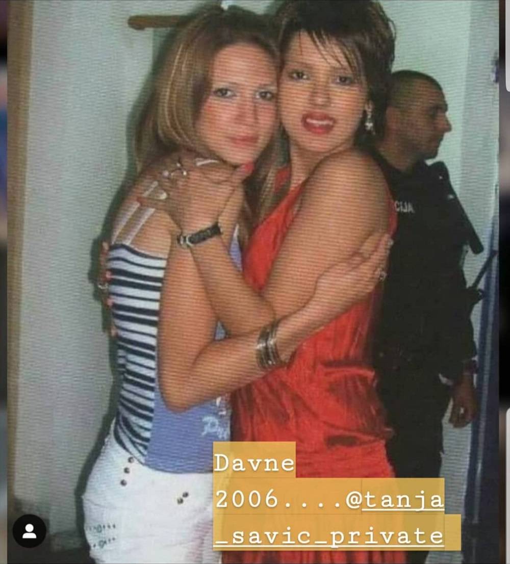 VREMEPLOV: Milica Todorović objavila sliku sa Tanjom Savić od pre 13 godina (FOTO) 2 f3cfb90f09543a98e513e608d4653e016195e37e