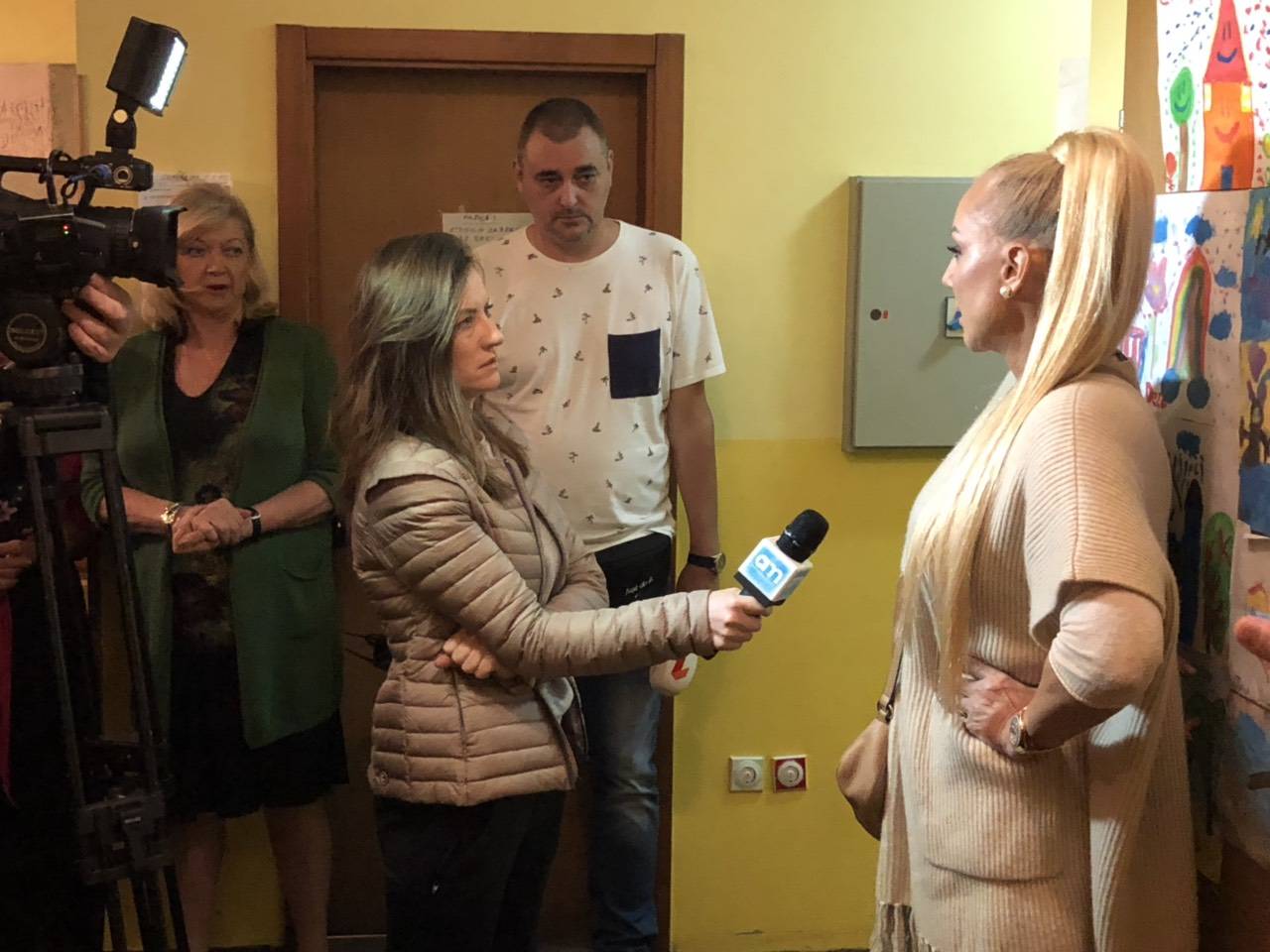 Brena posetila Sigurnu kuću! 2 f4a6fba06408c009628d83c0f7097414fa518096