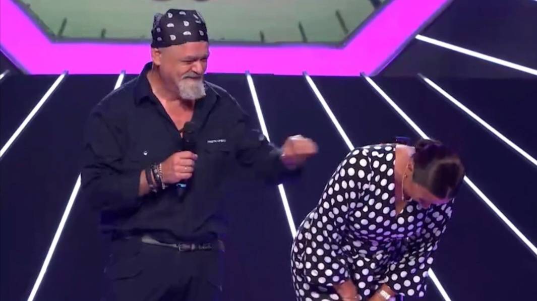 OVO SE DUGO NIJE DESILO: Mare nije mogao da obuzda SMEH u emisiji, Dragana je glavni krivac(VIDEO) 4 f5407d20561c82e5b31840102a0ede3fa26365ea