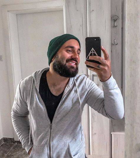 Ovaj pevač je radio kao pizza majstor pre nego što je postao poznat (FOTO) 2 f6ba86b5826ccfa621e695136deaafe596f90522