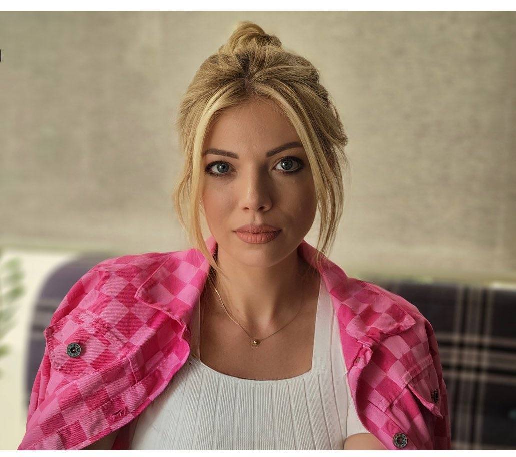 Tamara razbila MIT o javnim ličnostima: ''Nije onako kako mislite, i ja VUČEM KESE iz prodavnice'' 2 f79169feb5d891eb0a2fd2cf1db32faf10e7f160
