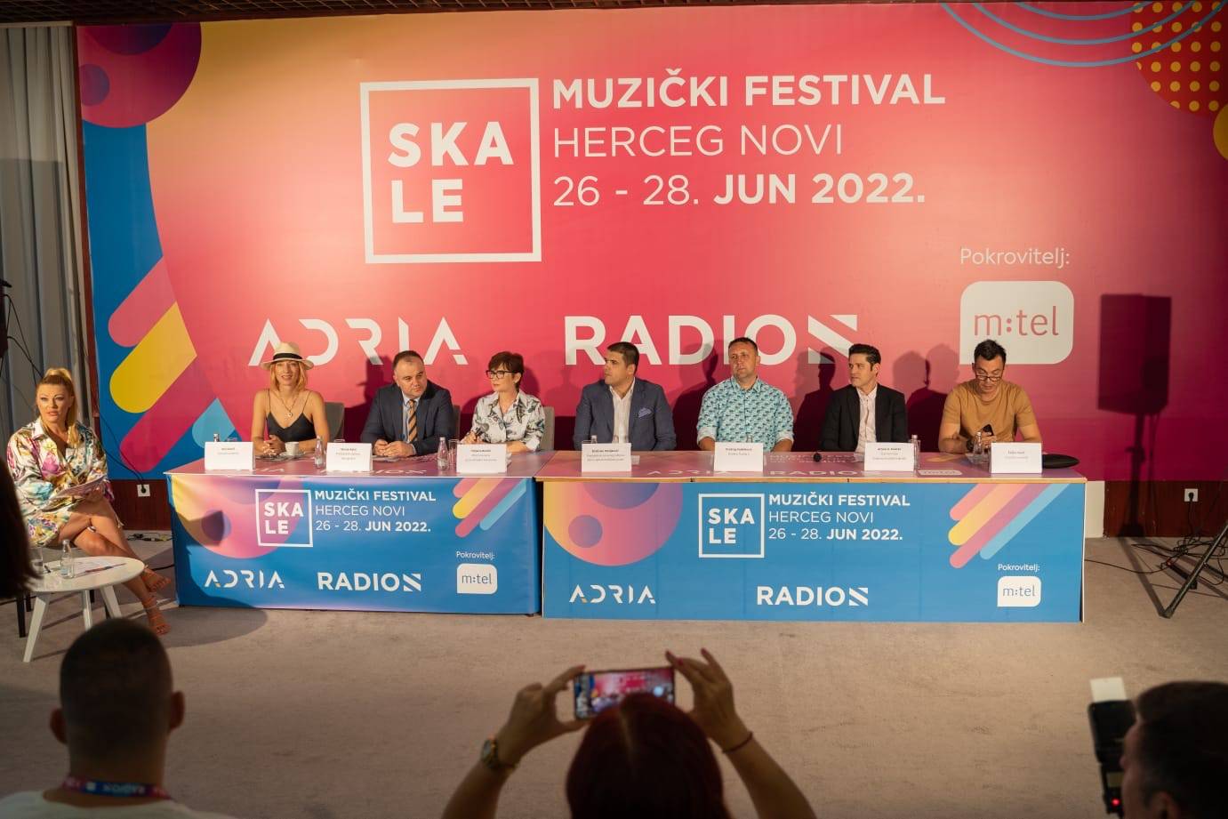 OTVOREN FESTIVAL SKALE: Trodnevni MUZIČKI SPEKTAKL u Herceg Novom: "Obnovljena je tradicija" 2 f866ee50112db61926844655f07a4a02e28cdf56