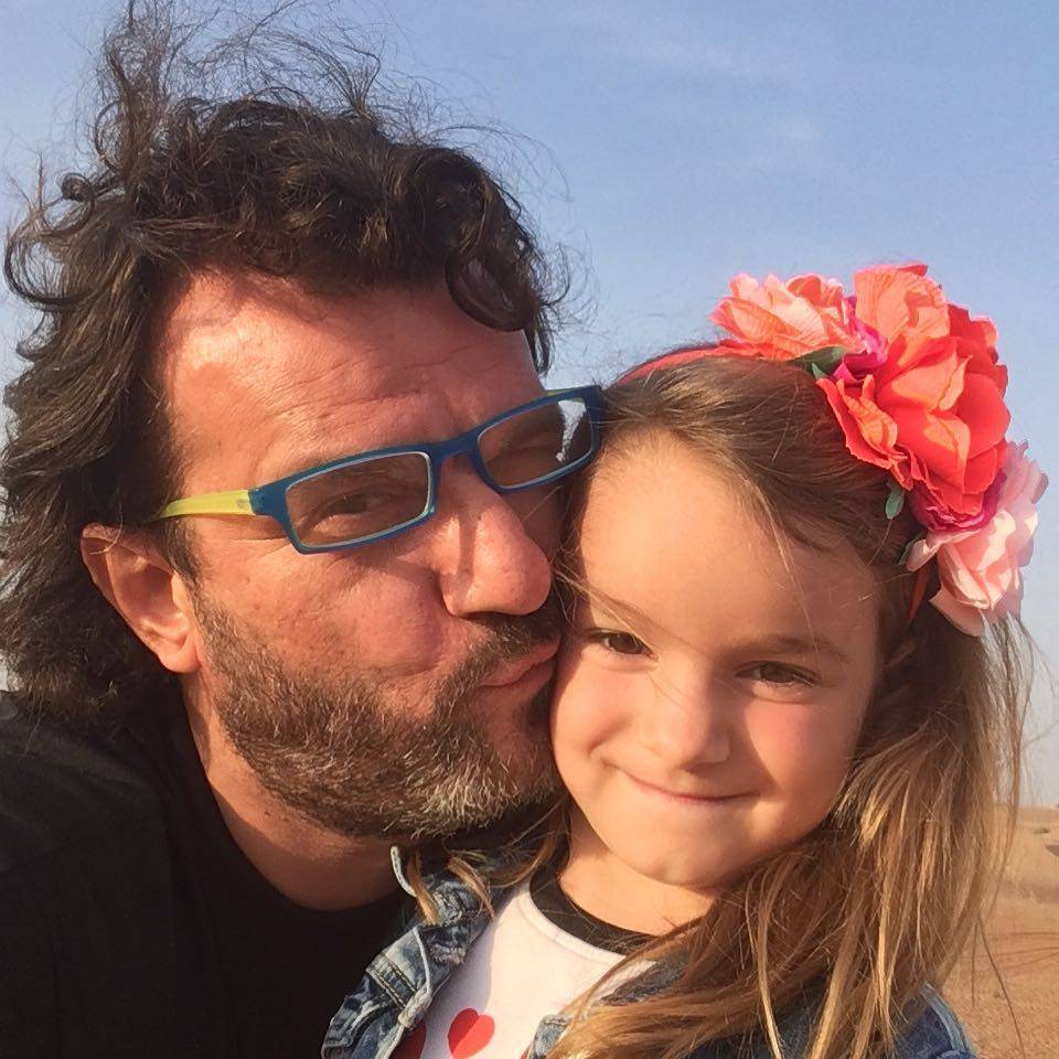 "Vas dve ste najveće ljubavi u mom životu": Aca Lukas emotivnom porukom čestitao Dan žena! (FOTO) 2 fa1efe6a431cbf2011511f7f3f4bc90e529ada3b