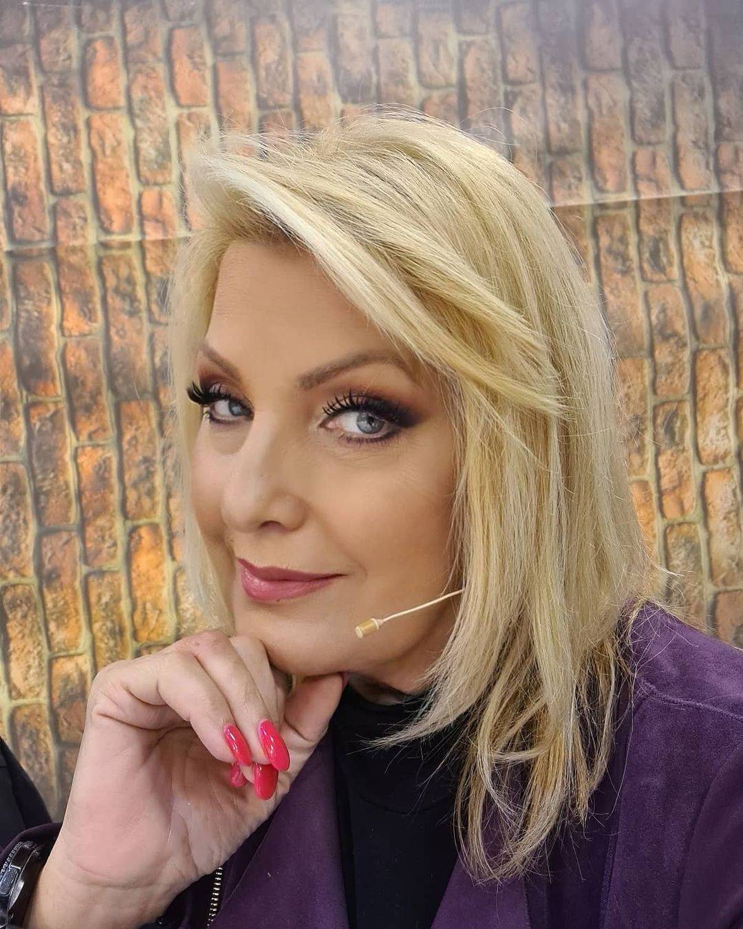 Snežana Đurišić o LOŠEM UDVARANJU: ''Da znate kakve mi je poruke Vanja slao!'' 2 fa438dbb0ffdceeaae7f9a976f8f20df2f580674