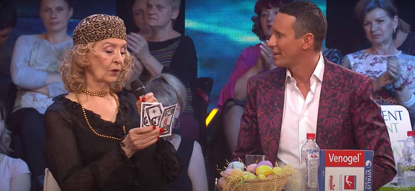 Lepa Lukić otkrila najbolja mesta za SKRIVANJE PARA: ''Tu niko ne sme DA DIRA'' 3 fa9dca0587438caaca43b099763cd248ee594e9b
