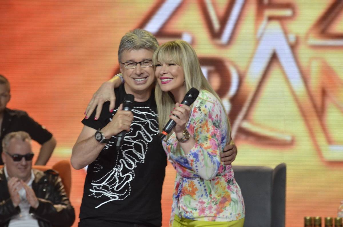 "Rekla sam mu da ne ide nigde": Suzana Jovanović otkrila šta radi Saša Popović u kućnoj izolaciji (FOTO) 2 fb3e5bf09821904c1231cd04d6ca086d844356c1
