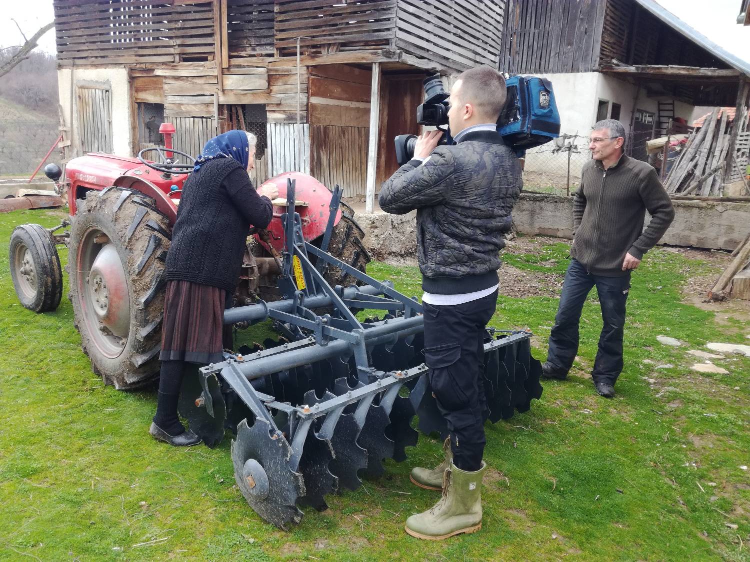 Saša Popović ispunio je želju baka Pavlike Jovičić! 2 fb9fc02e1808c88bda9faf3977609a228e013190