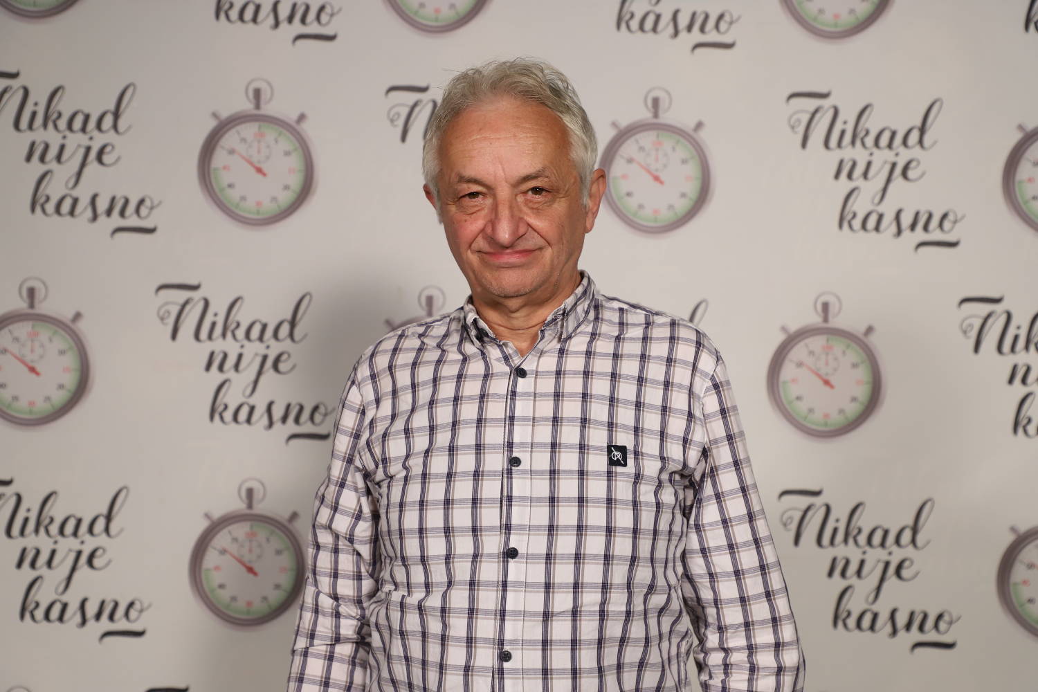 "SUZE MI KRENU KAD VIDIM KOMENTARE" Tajze otkrio ko mu se javljao posle nastupa! 2 fdc58ad71c940bb85435602a27a3fd3d4eeacd47