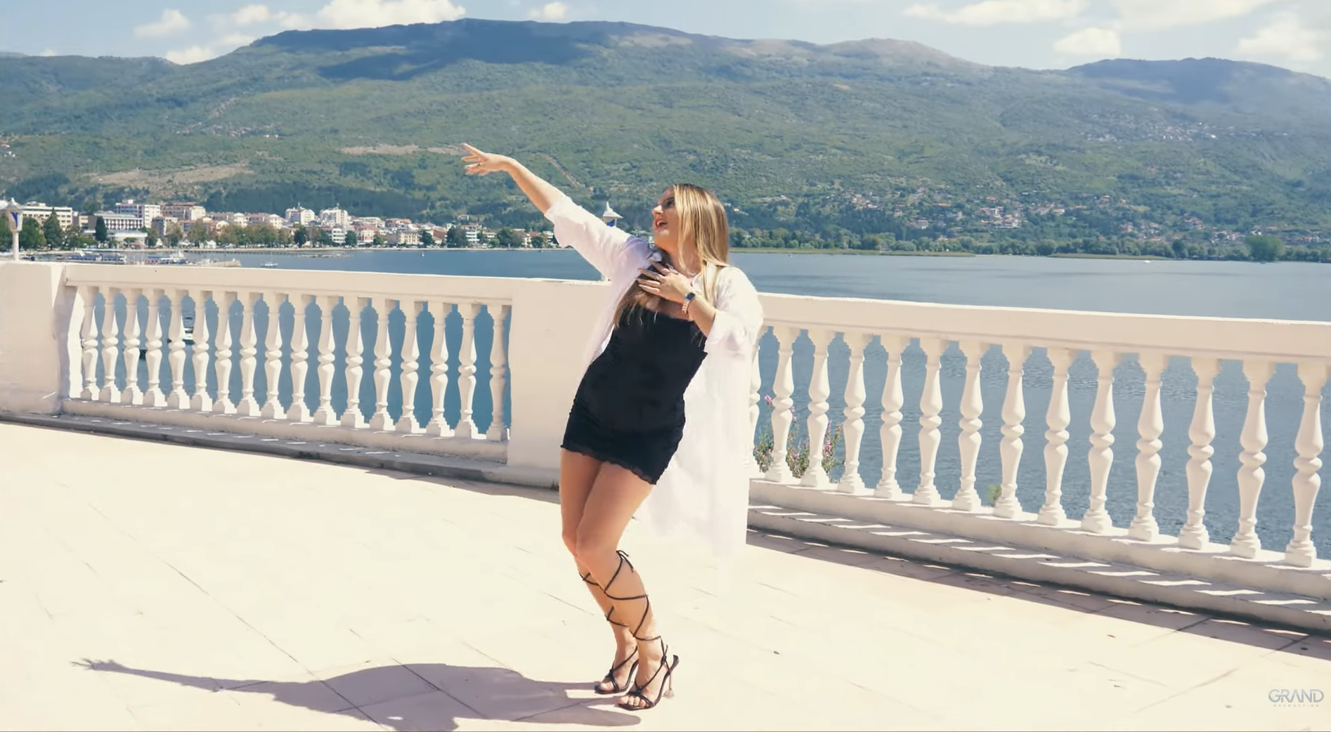 KAKVO IZNENAĐENJE I SPOJ: Belma i Josifovski predstavili duet, sve gori od energije (VIDEO) 9 Beclma