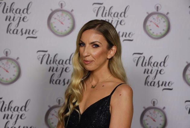 JELENA MITROVIC 40 GOD. BEOGRAD 14