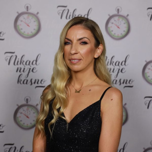 JELENA MITROVIC 40 GOD. BEOGRAD 20