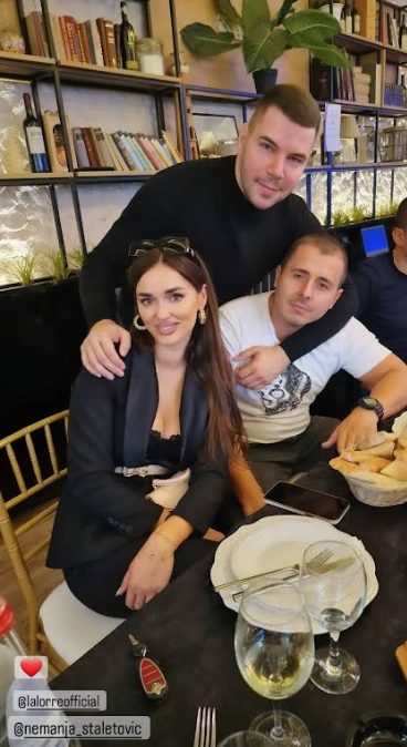 JOŠ JEDNO SLAVLJE! Ivana Pavković i Petar Mitić KRSTILI blizance (FOTO) 8 PEPI