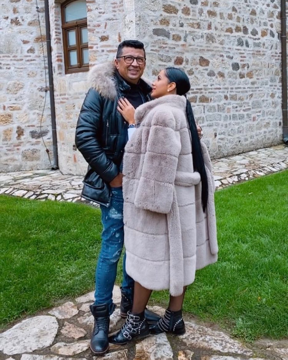 "Moja supruga je atomska bomba" Peja progovorio o ljubomori u braku sa dvadeset godina mlađom ženom 5 133908858 396231554992975 2375123813015783183 n