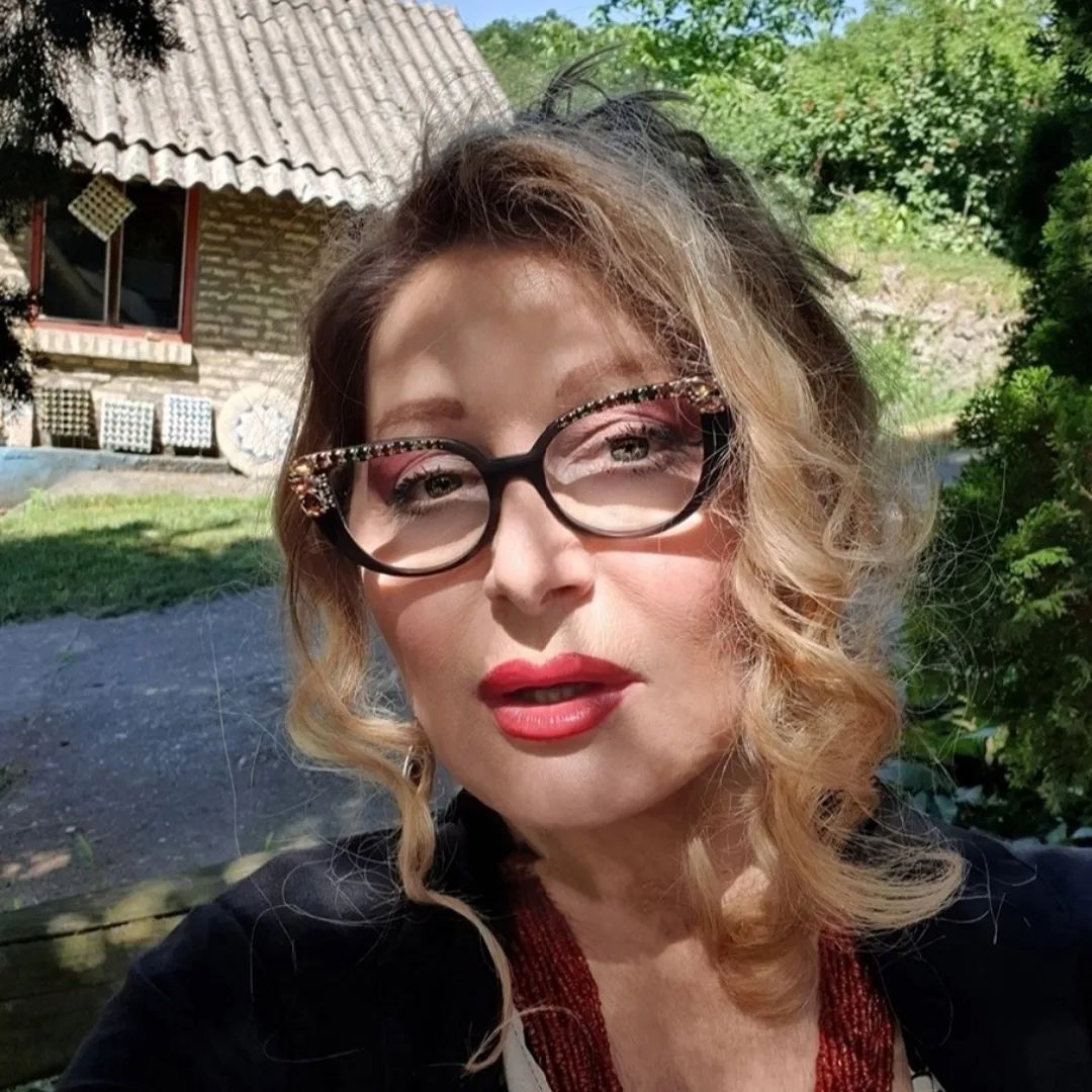Danica Maksimović otvorila dušu o odnosu sa sinom: "Kompleksno je, ne kažem mu ništa, ali se isplačem" 6 285166083 861222028613750 6565168180484338536 n 1