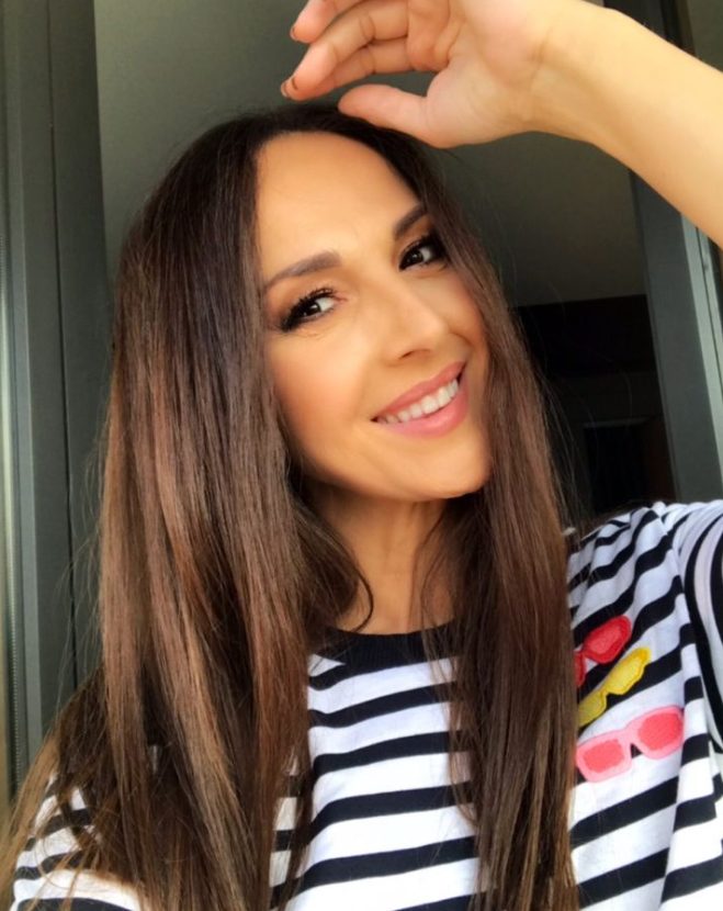 Aleksandra Radović otkrila koliko je ćerka podržava u karijeri: "Ona voli da se zna da sam joj ja mama" 6 Aleksandra Radovic 3