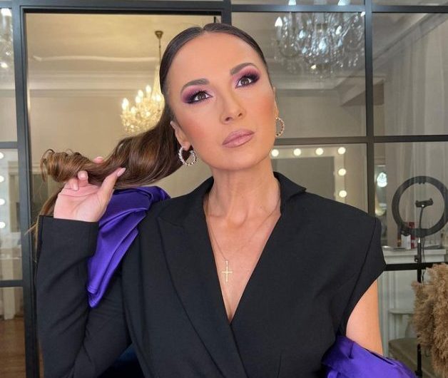 Aleksandra Radović otkrila koliko je ćerka podržava u karijeri: "Ona voli da se zna da sam joj ja mama" 5 Aleksandra Radovic e1669357481736