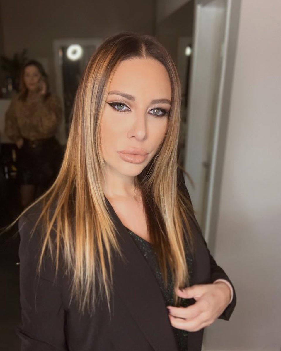 Ana Nikolic 2