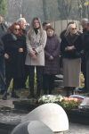 TUGA NE PROLAZI: Godinu dana od smrti Milutina Mrkonjića, porodica održala pomen (VIDEO) 5 IMG 1f372a3fc3abd5aadc008f7fc2fa57a6 V