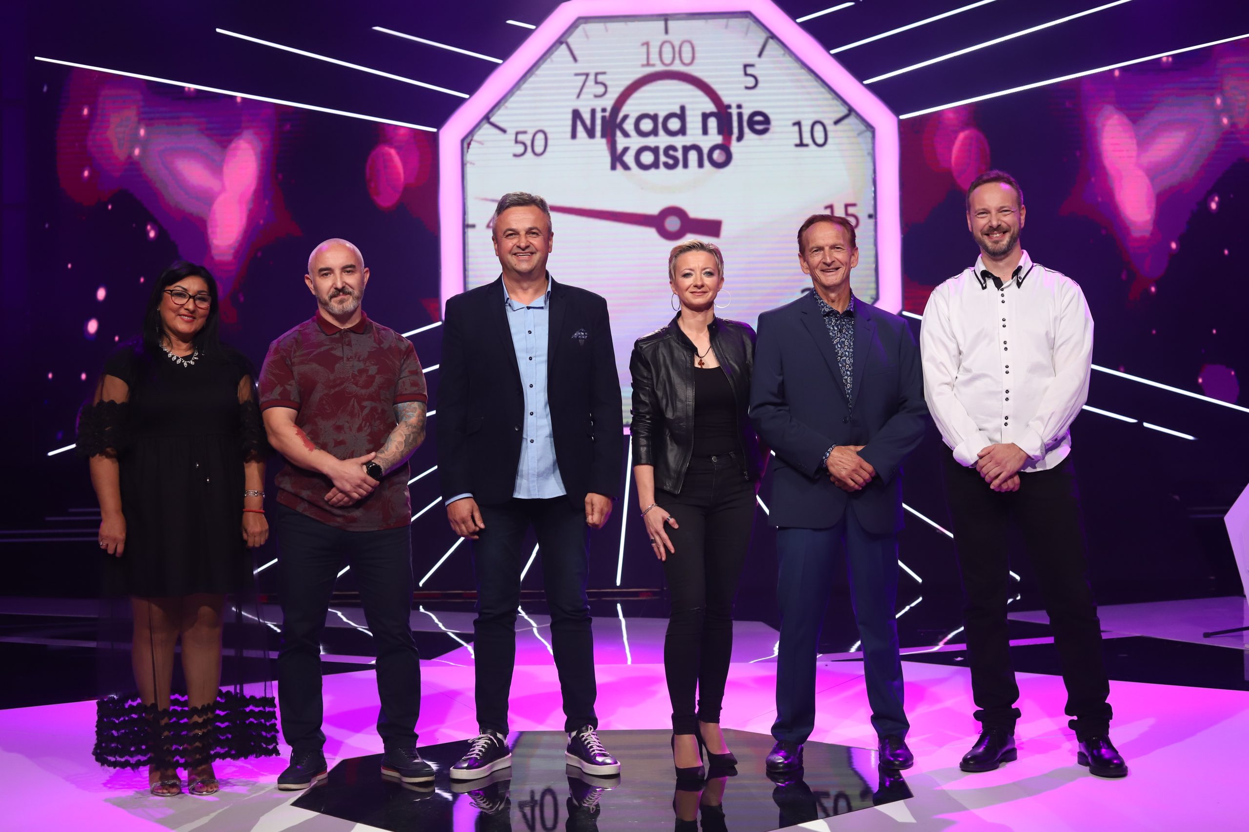 OD PRAVNIKA DO PROFI PEVAČA: Sjajne životne priče i talenti koji će vas večeras ostaviti bez teksta 5 TAKMICARI NNK SNIMANJE 17102022 FOTO ELENA 17