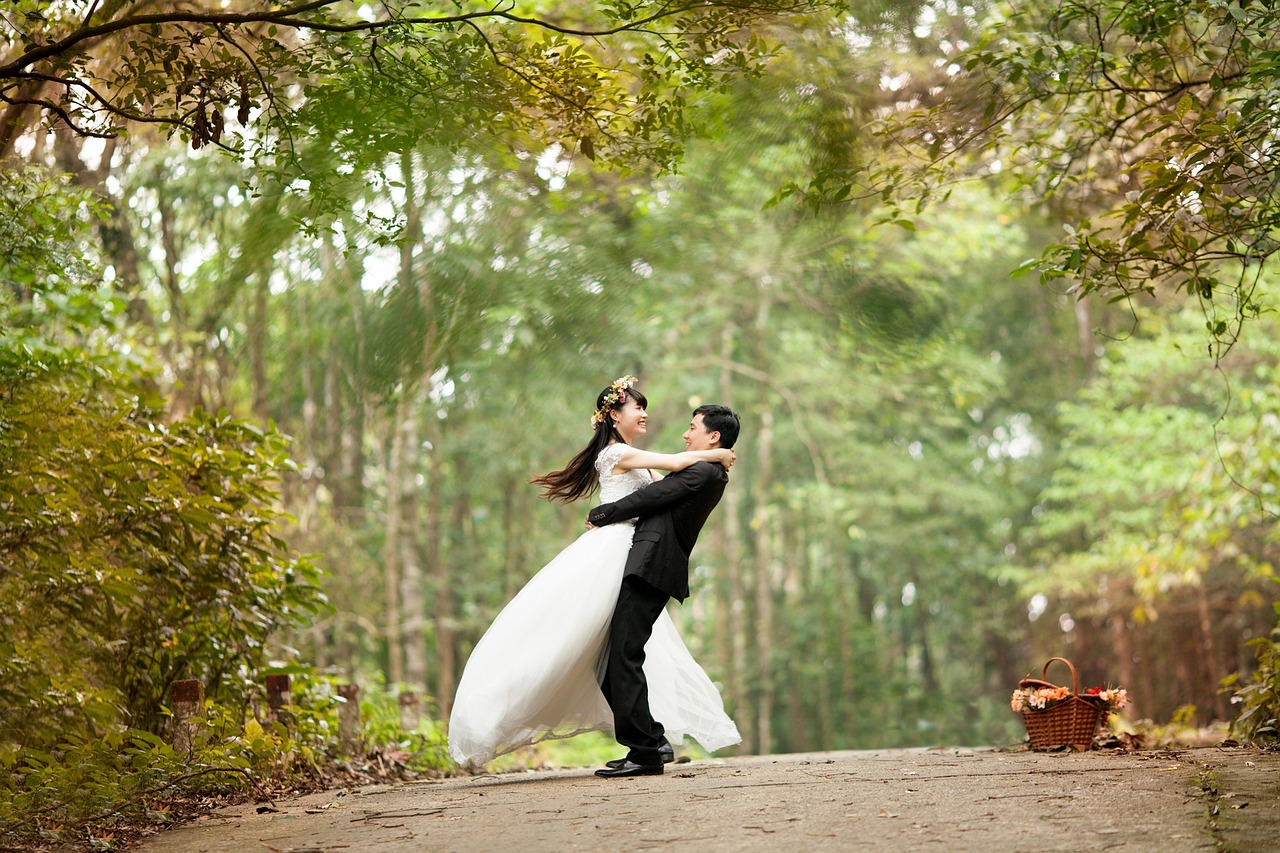 couple gdfec0d0b9 1280