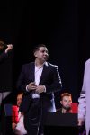 CRNO-BELI SVET Perice Vasića: Ovogodišnji učesnik Zvezda Granda prvi put na koncertu sa ocem (VIDEO) 9 ipiccy image 55