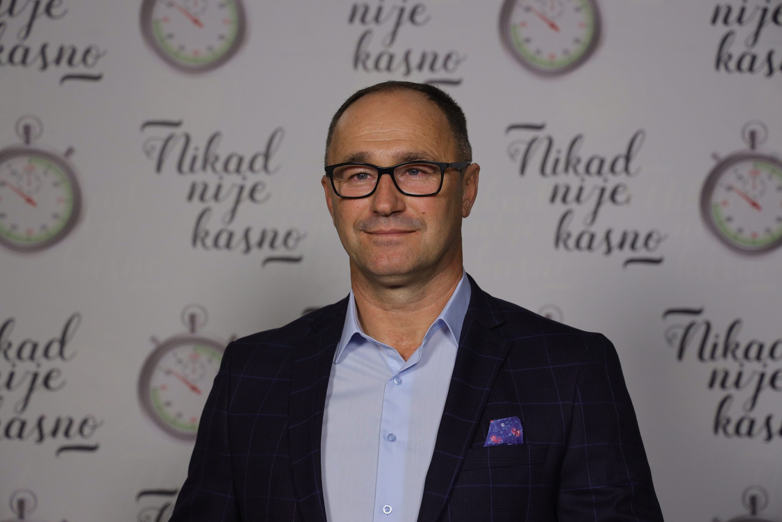Edo Husarić otvorio dušu i priznao: "To je bio veliki rizik, ali sam uspeo" 6 EDO