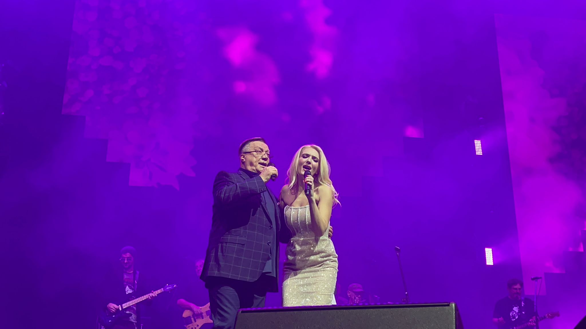 Halid Bešlić napunio zagrebačku Arenu kao od šale: Pevača na sceni podržale bivše zvezde Granda (VIDEO) 6 IMG 20221204 WA0015