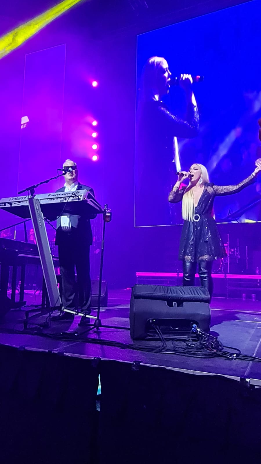 JOŠ JEDAN NEVEROVATAN KONCERT PUN EMOCIJA: Saša Matić zapalio Arenu u Splitu (VIDEO) 8 IMG 20221218 WA0014
