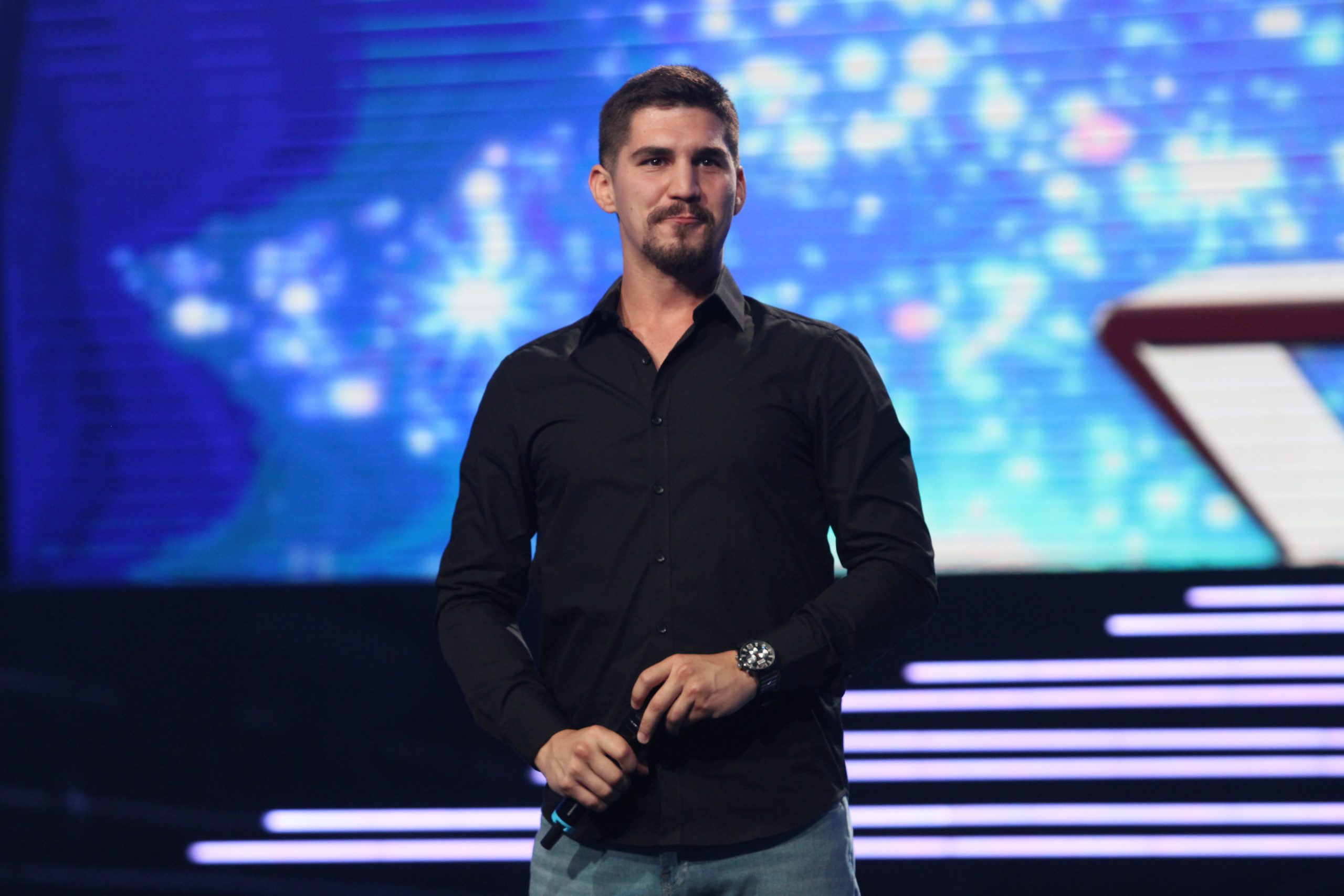PRVI PANIK U NOVOJ GODINI! Takmičar PODBACIO, Popović mu poručio: "Onlajn možeš i da ideš" 6 IMG 7374