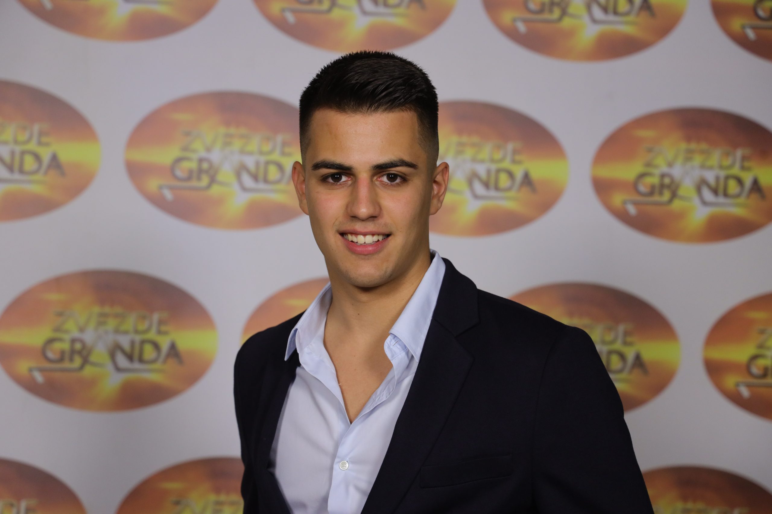 Posle finala najmlađa zvezda "Granda" jedno ne može da preboli, a evo šta će da uradi čim dođe kući (VIDEO) 7 PETAR BULATOVIC 17 GOD. PODGORICACG 10