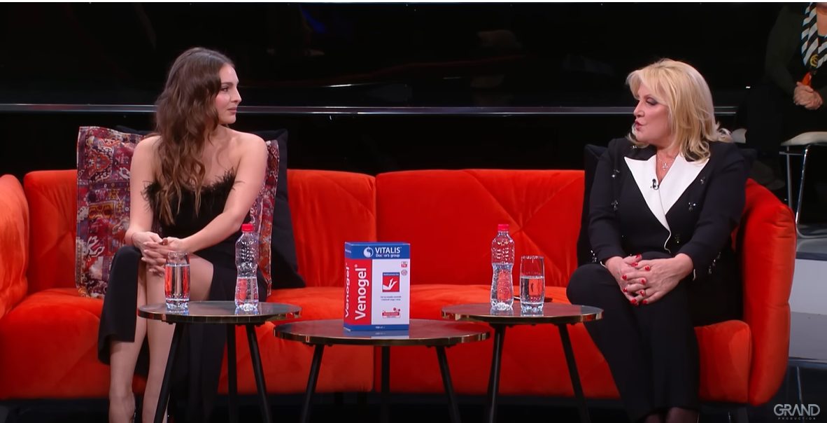 Snežana Đurišić ODRŽALA PREDAVANJE Džejli, pa udarila na njenu novu pesmu: "Postoji tu jedan PROBLEM" 6 dzejla i snezana