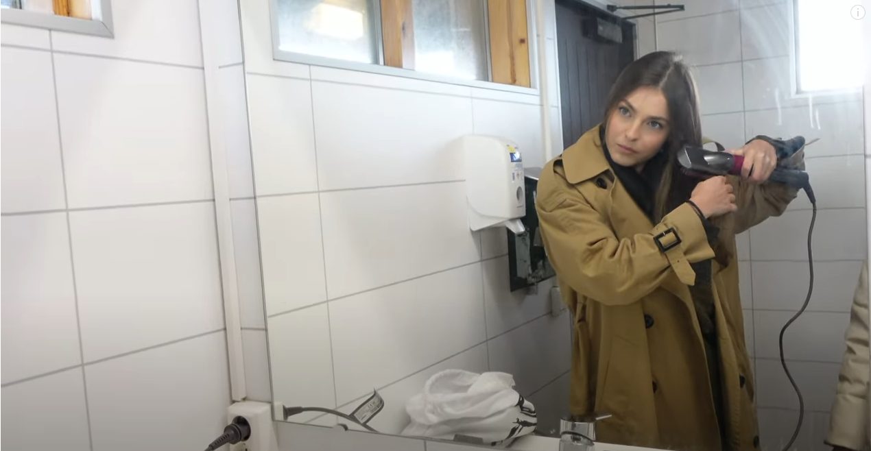 TALASI SMRTI MOGLI SU DA BUDU KOBNI! Džejla preživela neverovatne stvari na Islandu: “BAŠ SE UPLAŠILA” (VIDEO) 8 dzejla kupatilo