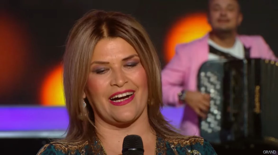 KAKAV PREOKRET Atraktivna Rumunka ispunila najveću želju i sve šokirala: "Odavno sam htela to da uradim" (VIDEO) 6 kristina
