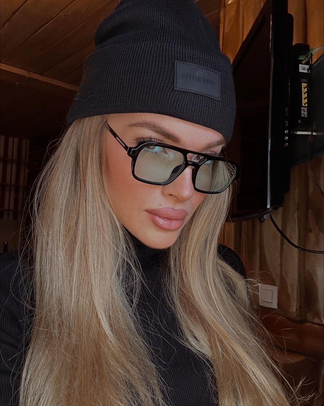 „Imala sam milion privatnih stvari sa kojima sam morala da se nosim": Teodora otvorila dušu "Učila sam na svojim greškama" 5 323579513 611434957407465 5126564773634257956 n