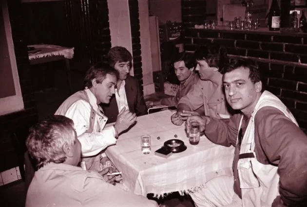 Toma Zdravkovic i Zoran Kalezic Siki pevac Kemal Malovcic 768x507 2