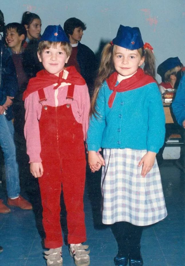 Za nju su tražili ĐUVEGIJU u svakoj emisiji, a kada je priznala da je ZALJUBLJENA ŽIKA PRESVISNUO OD SREĆE: Da li znate o kome je reč? 7 borka rceg detinj