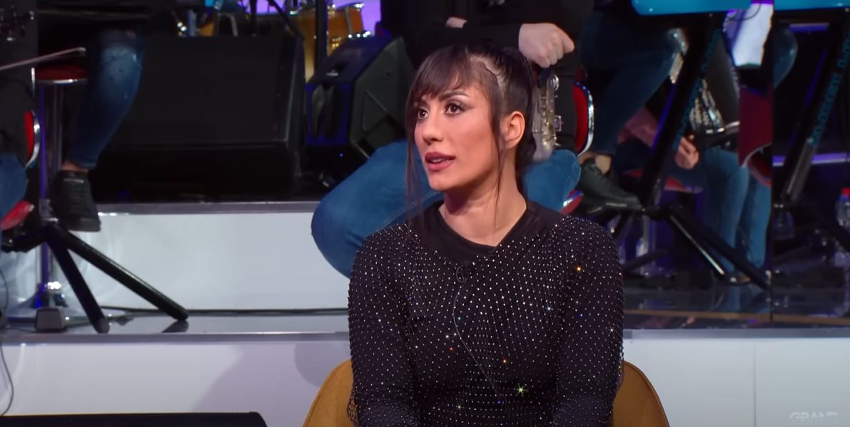 Zvezda Granda okušala sreću u dve sezone, pevala sa najvećim imenima, a sada je na METI KRITIKA: "Nije se pronašla" 7 daaabic
