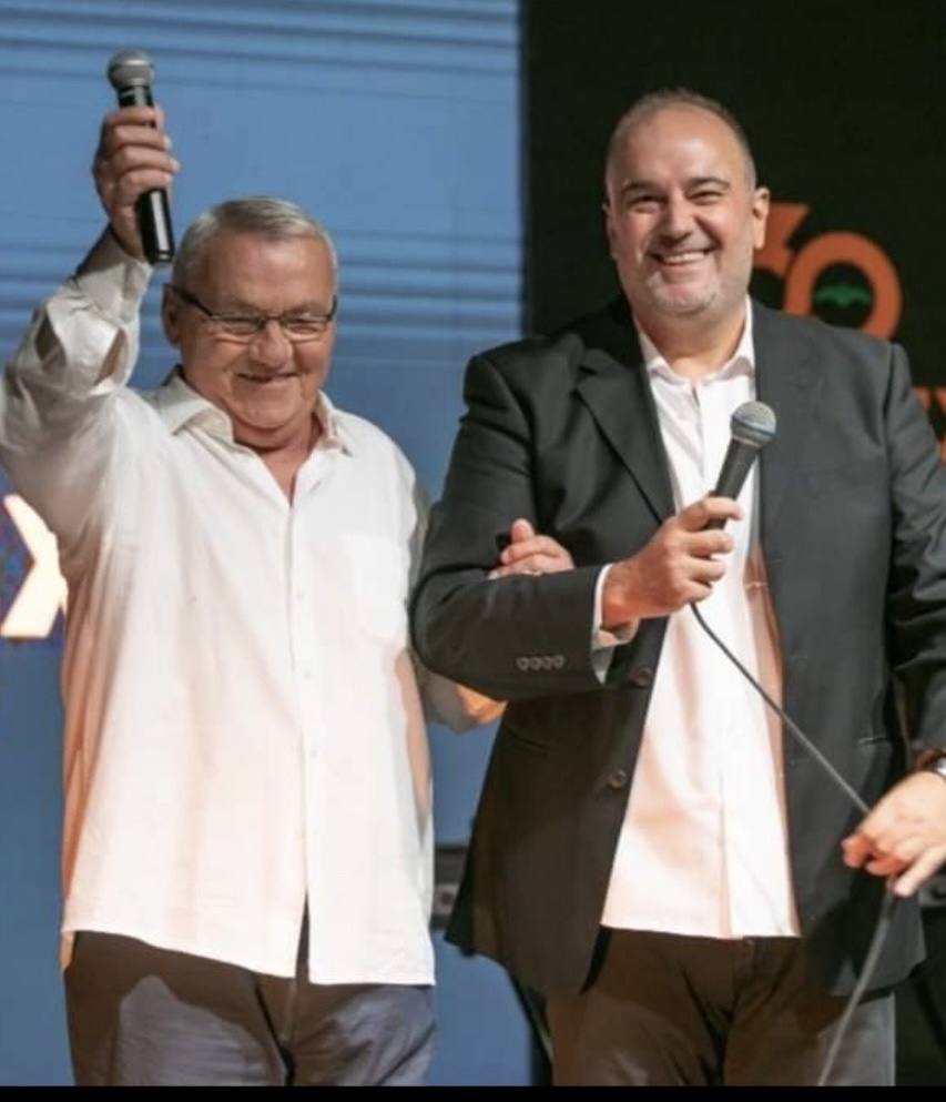 "Nije se predavao do samog kraja iako je bio kost i koža" Kum Zorana Kalezića otkrio kao su izgledali pevačevi poslednji dani 5 image0 2